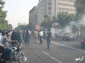 عكس از آرشيو قيام 88