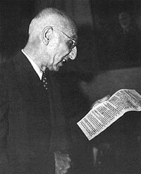 200px-مصدق_دادگاه_لاهه