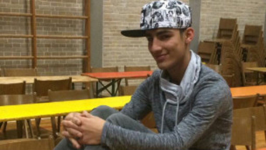 160420162500_1_304x171__nocredit